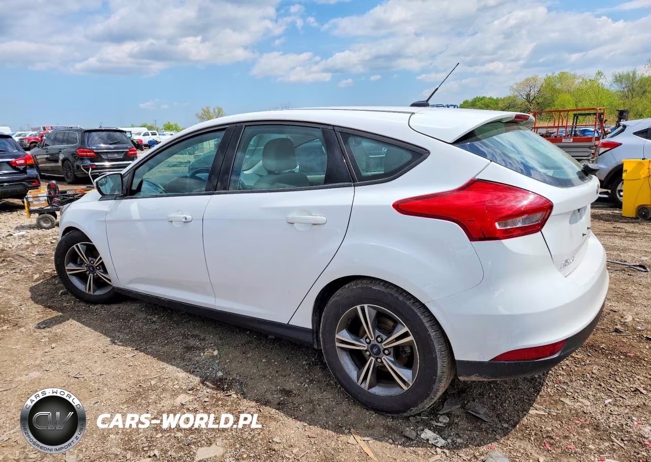 2016 Ford Focus Se VIN:1FADP3KE4GL390851 - 2