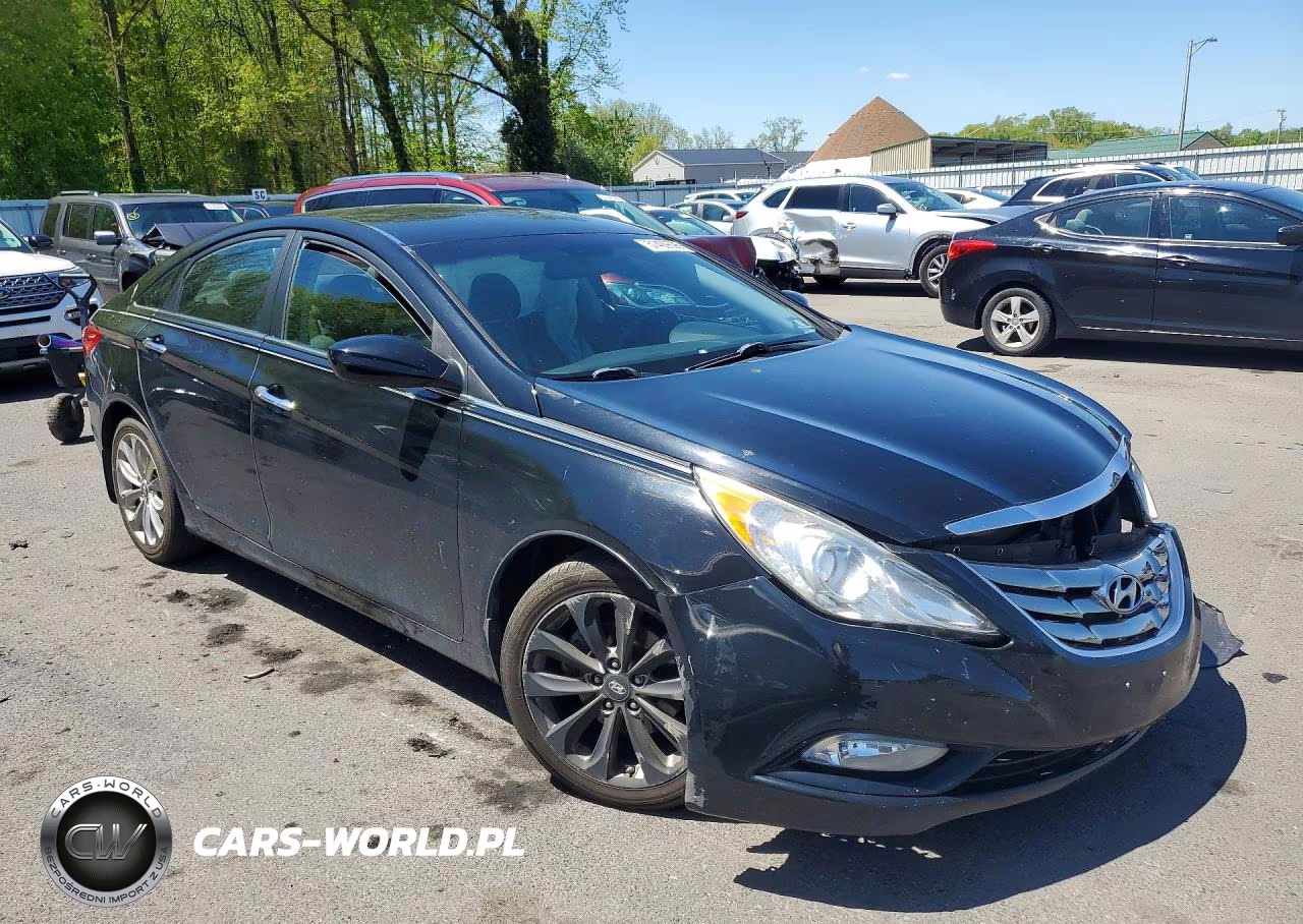 2011 Hyundai Sonata VIN:5NPEC4AB1BH317988 - 4