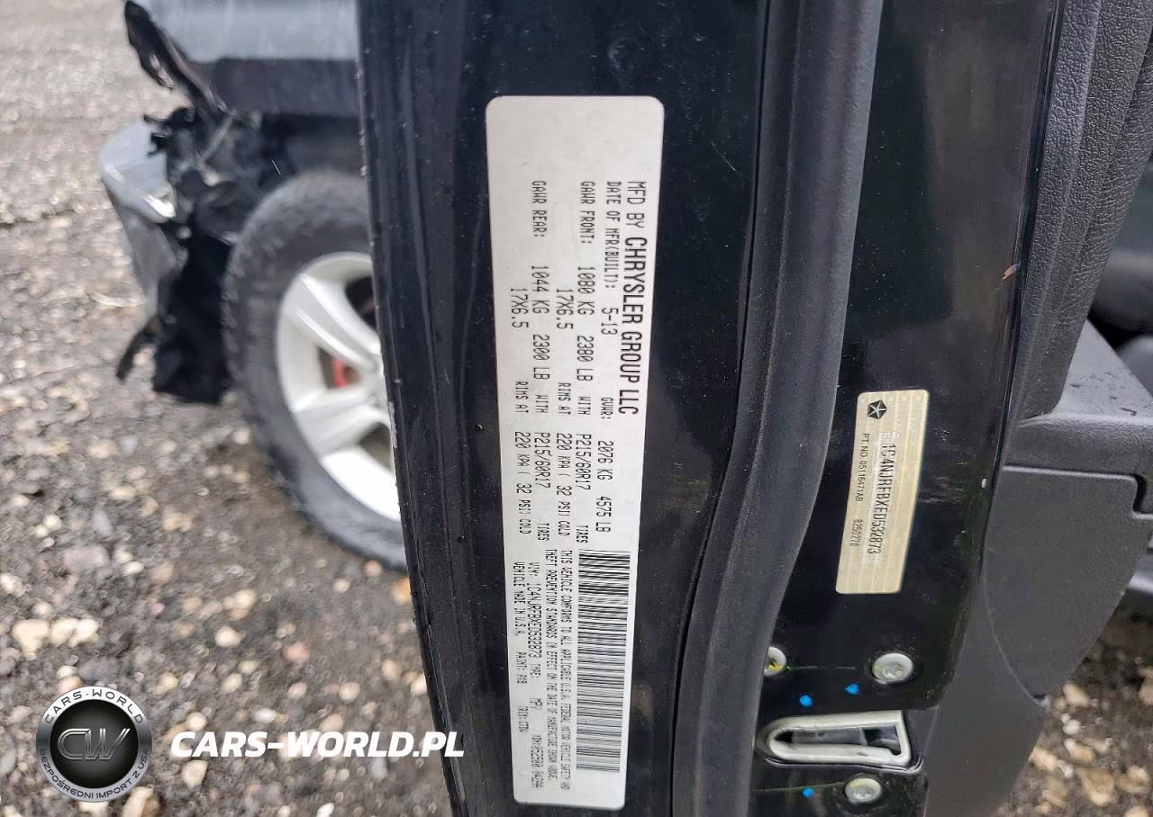 2014 Jeep Patriot Latitude VIN:1C4NJRFBXED532873 - 12