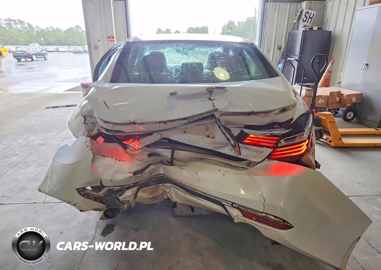 2017 Honda Accord Sport VIN:1HGCR2F62HA118388 - 6