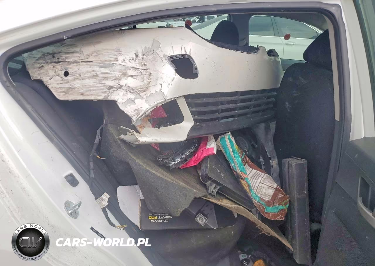 2019 Hyundai Elantra Sel VIN:5NPD84LF3KH436641 - 10