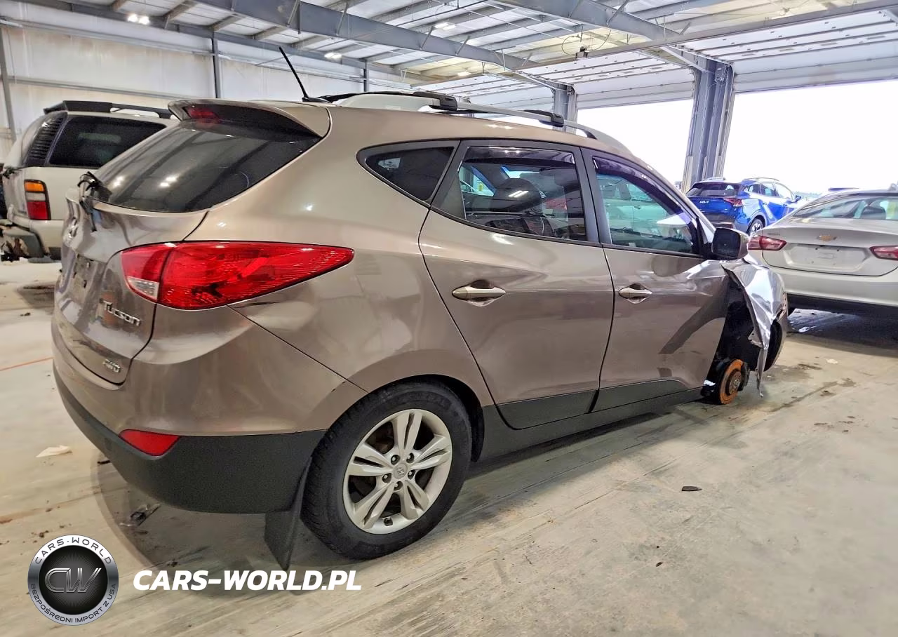 2013 Hyundai Tucson Gls VIN:KM8JUCACXDU686545 - 3