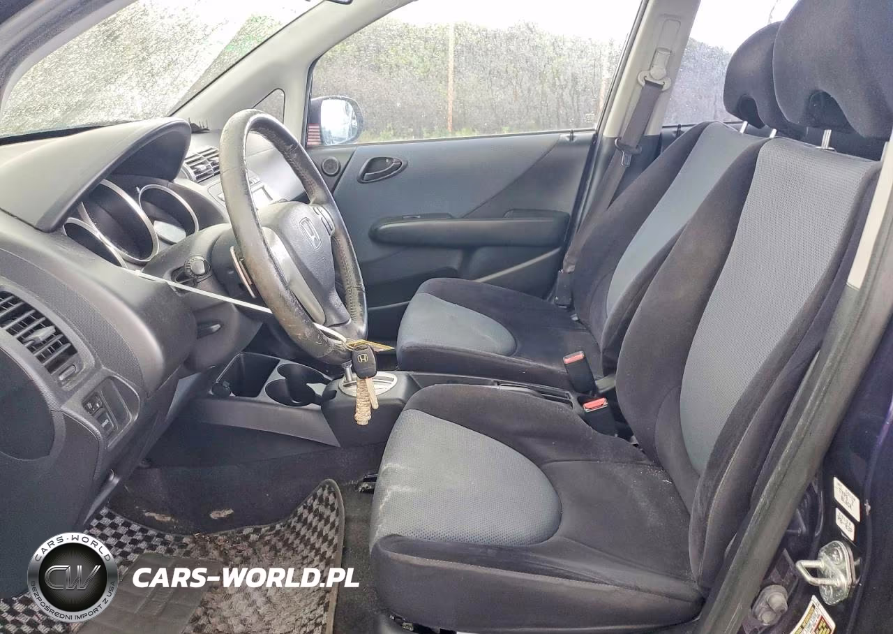 2008 Honda Fit Sport VIN:JHMGD38678S022931 - 7