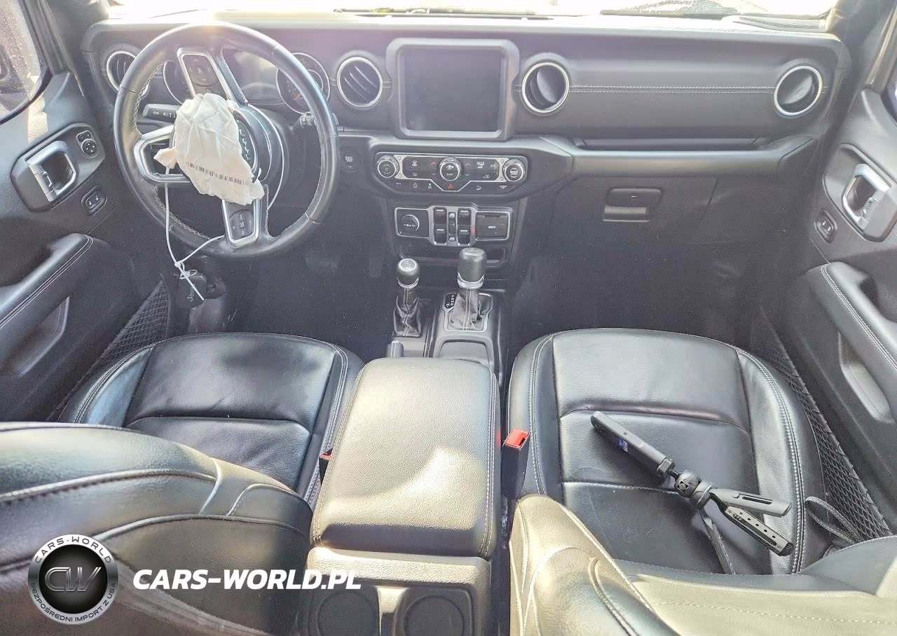 2020 Jeep Wrangler Unlimited Sahara VIN:1C4HJXEN6LW215042 - 8