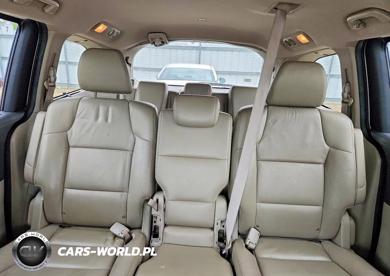 2012 Honda Odyssey Touring VIN:5FNRL5H90CB010726 - 10