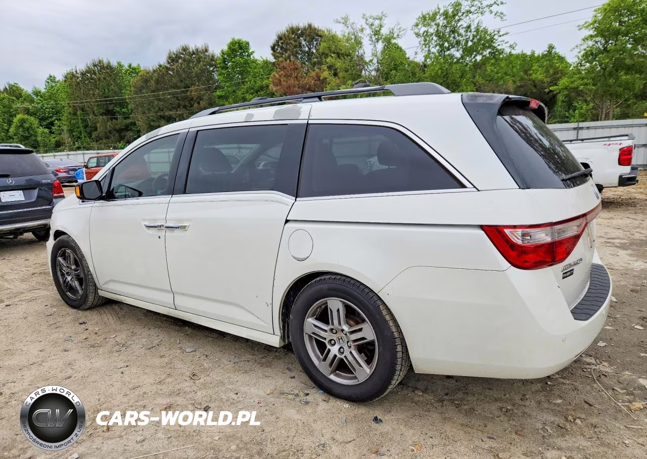 2012 Honda Odyssey Touring VIN:5FNRL5H90CB010726 - 2