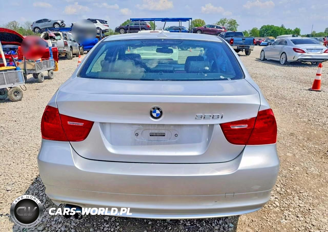 2011 BMW 328 Xi VIN:WBAPK7C55BF082684 - 6
