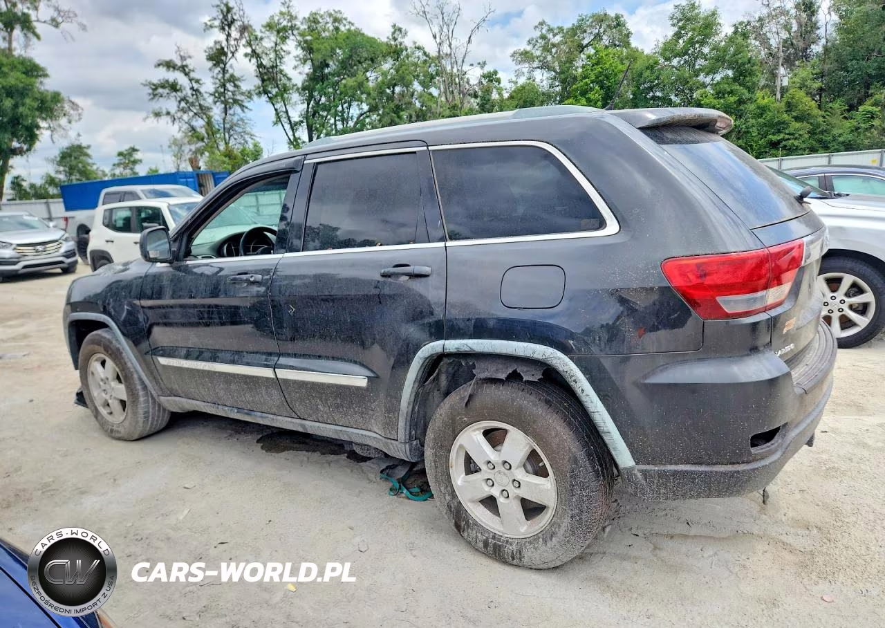2011 Jeep Grand Cherokee Laredo VIN:1J4RS4GG6BC554117 - 2