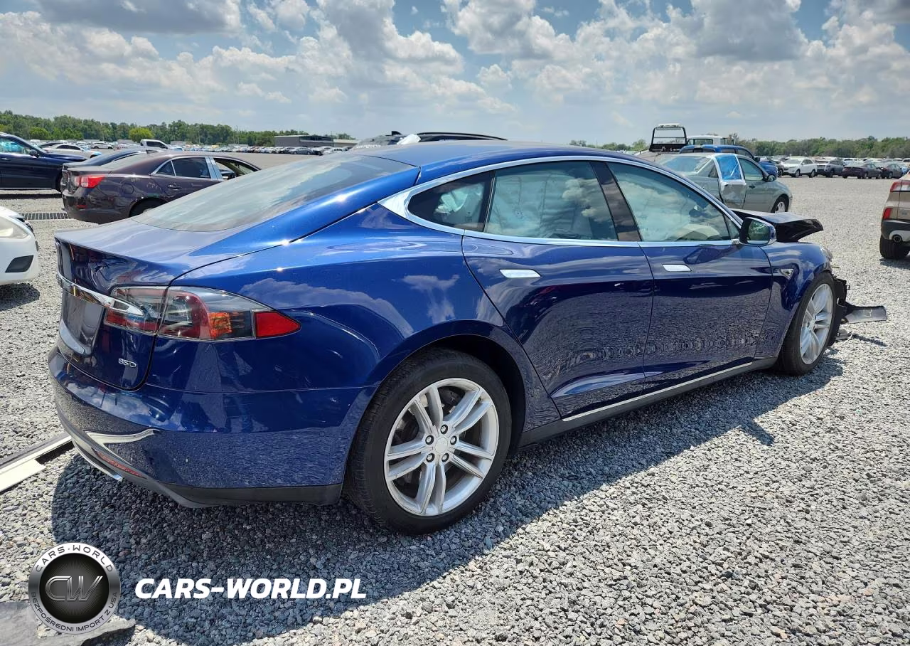 2016 Tesla Model S VIN:5YJSA1E24GF122846 - 3