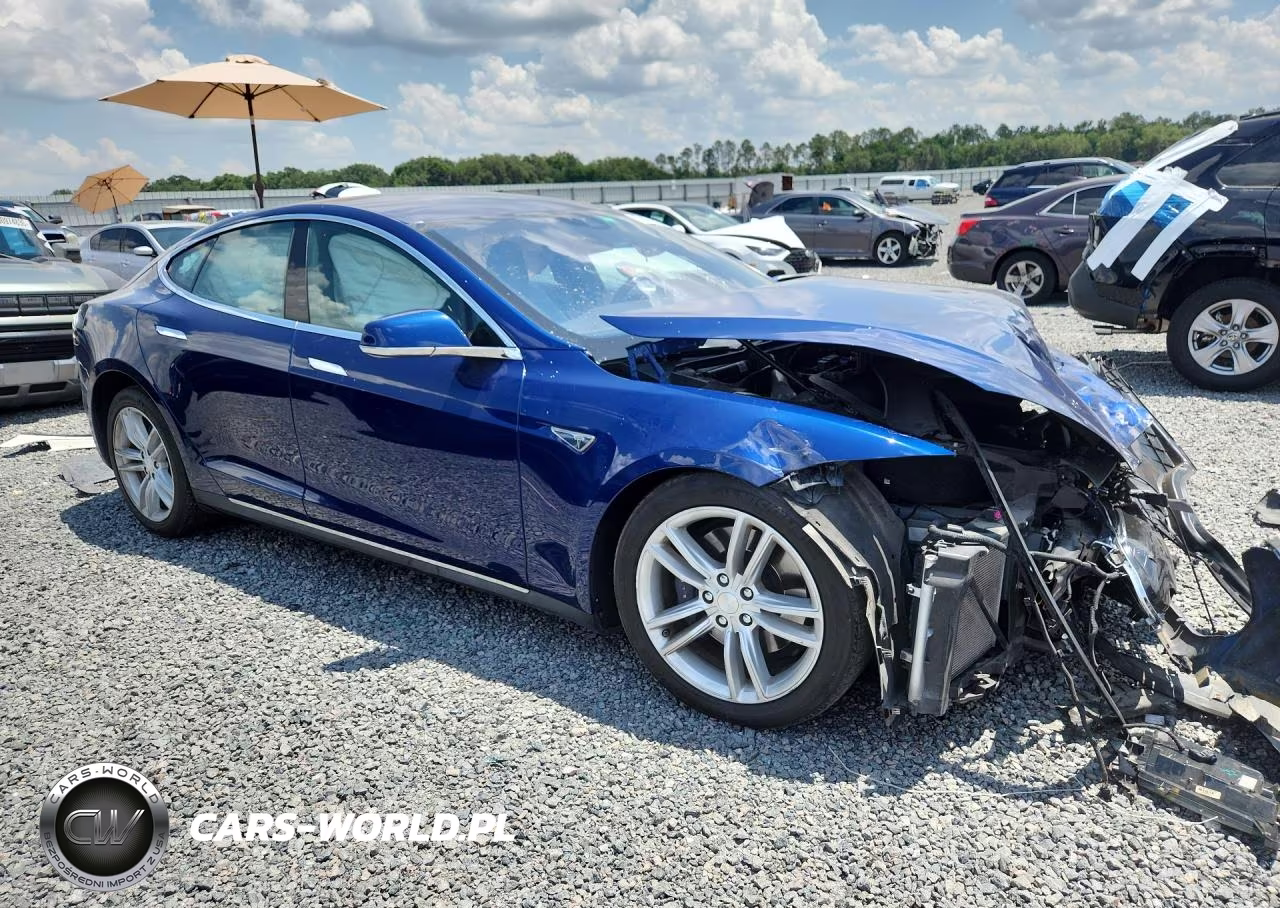 2016 Tesla Model S VIN:5YJSA1E24GF122846 - 4
