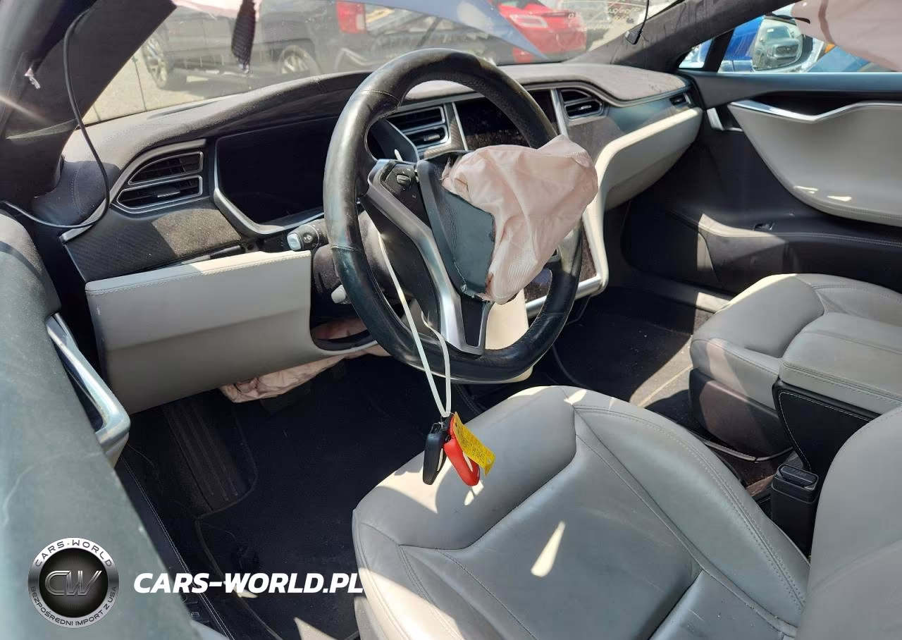 2016 Tesla Model S VIN:5YJSA1E24GF122846 - 8
