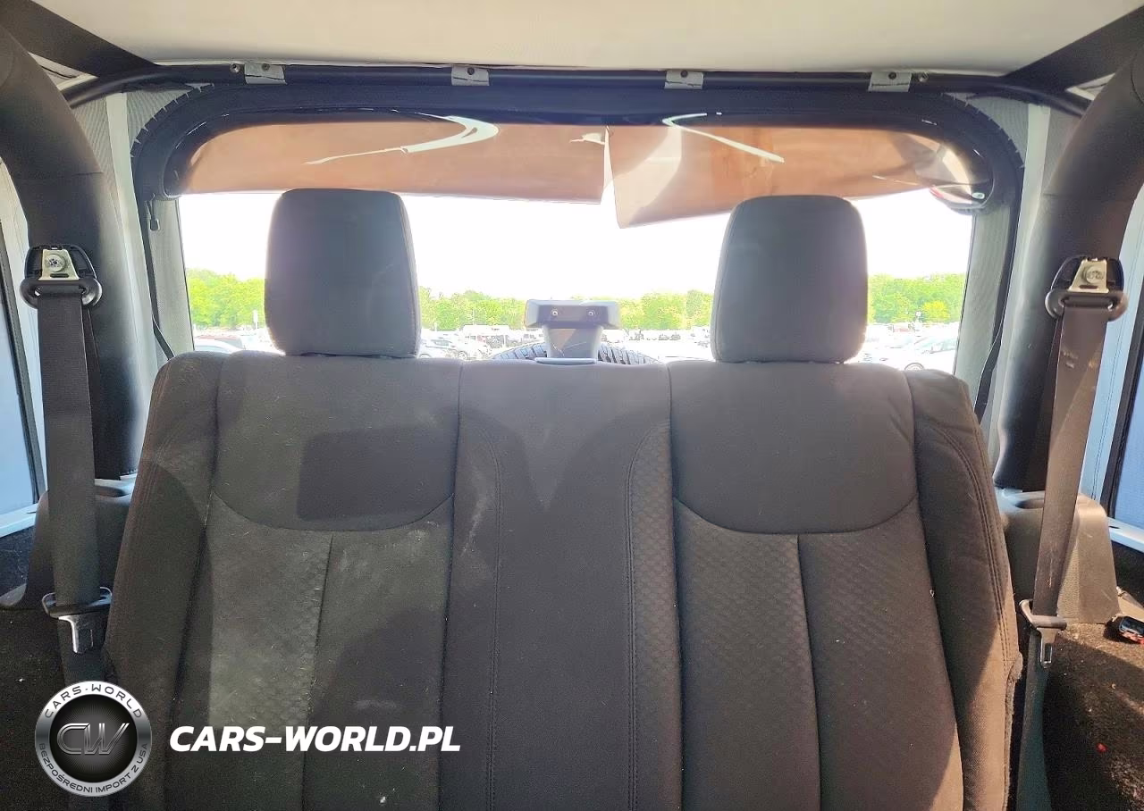 2017 Jeep Wrangler Sport VIN:1C4GJWAG7HL541843 - 10