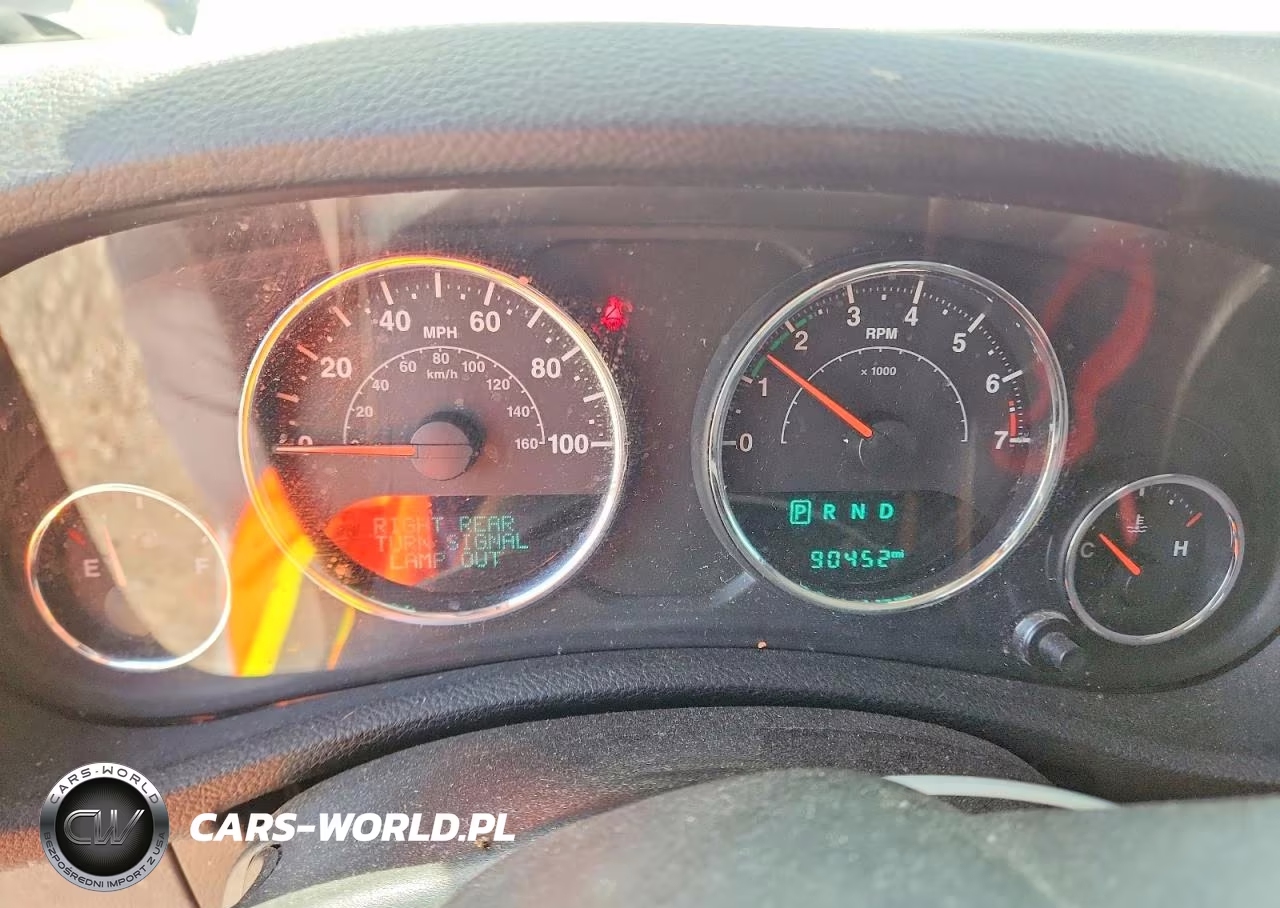2017 Jeep Wrangler Sport VIN:1C4GJWAG7HL541843 - 9
