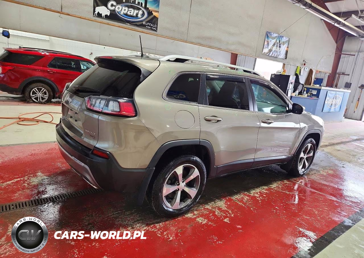 2020 Jeep Cherokee Limited VIN:1C4PJMDX9LD567170 - 3