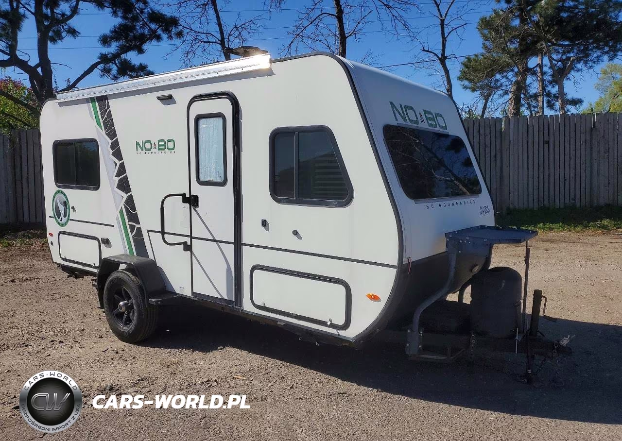 2018 Forest River No Boundar Camper