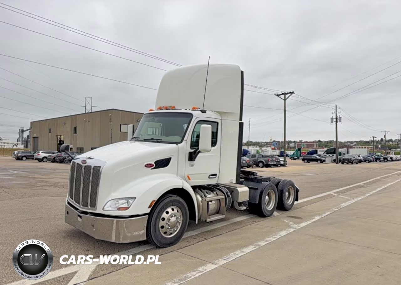 2019 Peterbilt 579 Trucks Semi Truck VIN:1XPBAK9X5KD632553 - 2