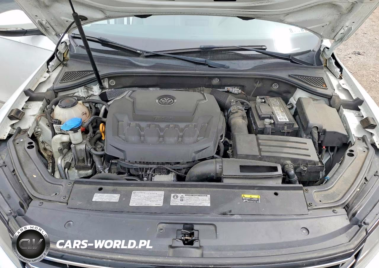 2018 Volkswagen Passat S VIN:1VWAA7A38JC014857 - 11