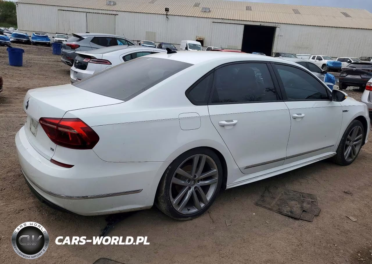 2018 Volkswagen Passat S VIN:1VWAA7A38JC014857 - 3