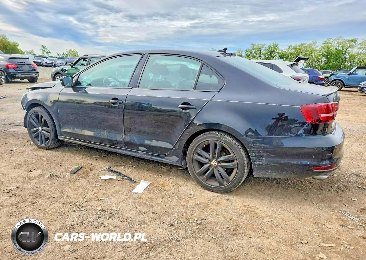 2018 Volkswagen Jetta Sport VIN:3VWD17AJ1JM255265 - 2
