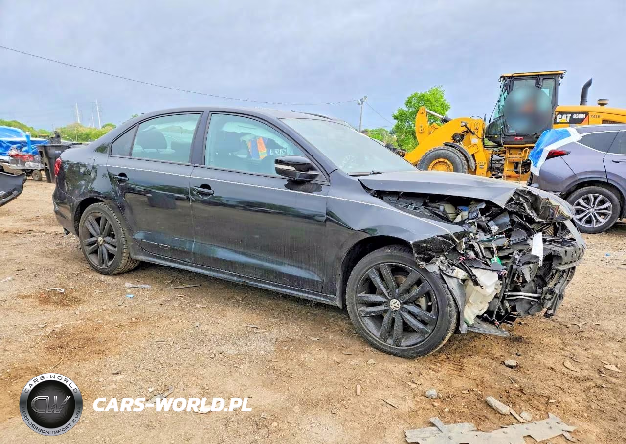 2018 Volkswagen Jetta Sport VIN:3VWD17AJ1JM255265 - 4
