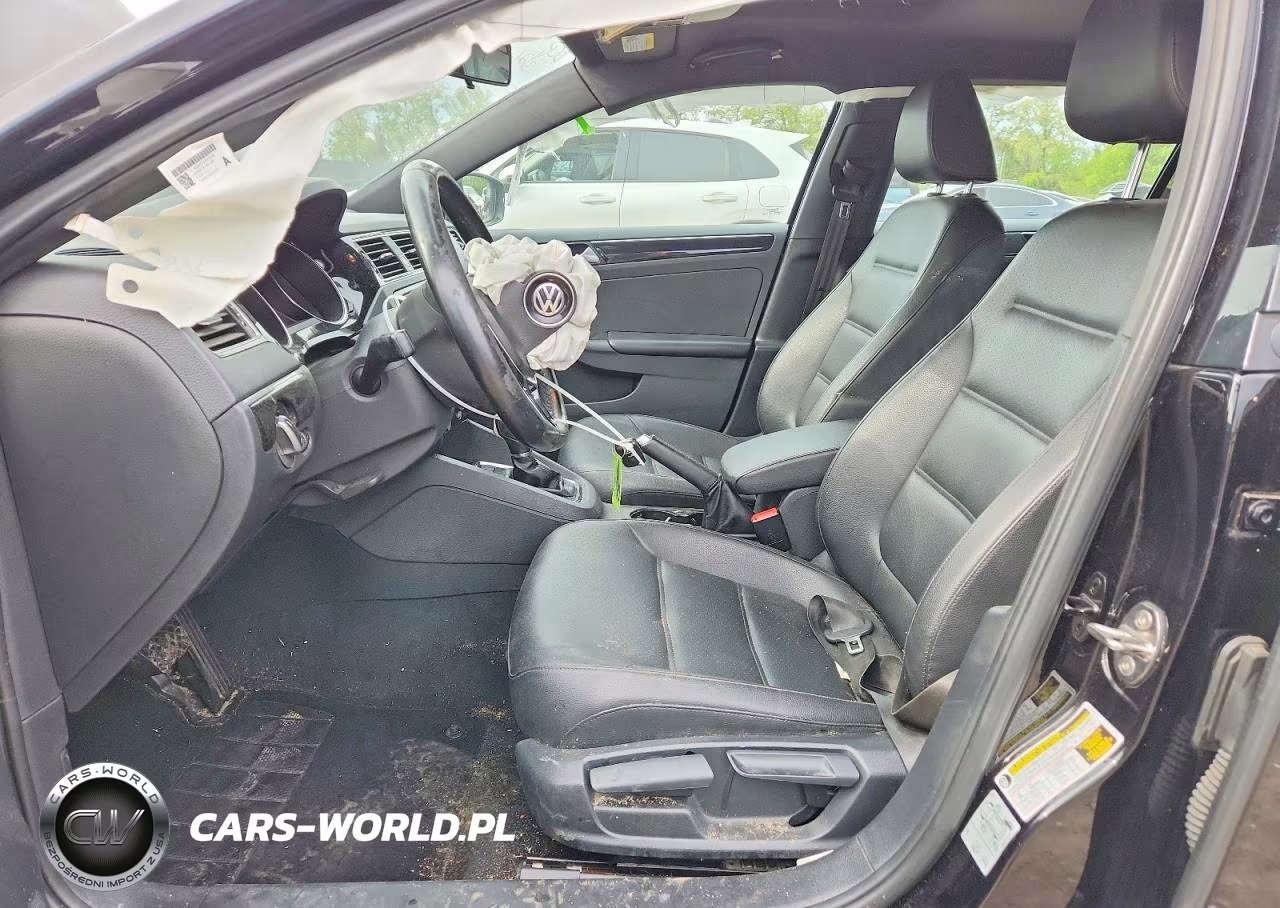 2018 Volkswagen Jetta Sport VIN:3VWD17AJ1JM255265 - 7