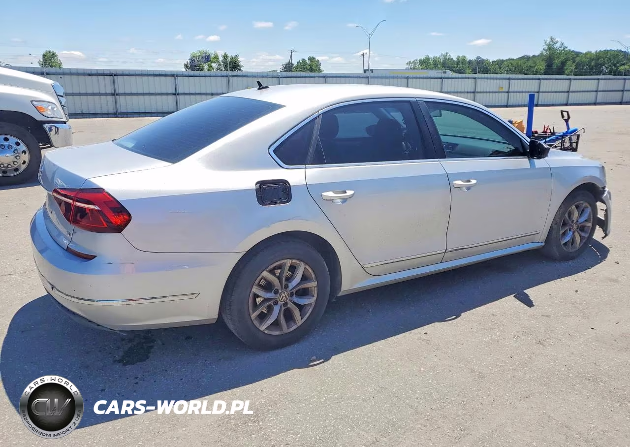 2017 Volkswagen Passat S VIN:1VWAT7A3XHC031759 - 3