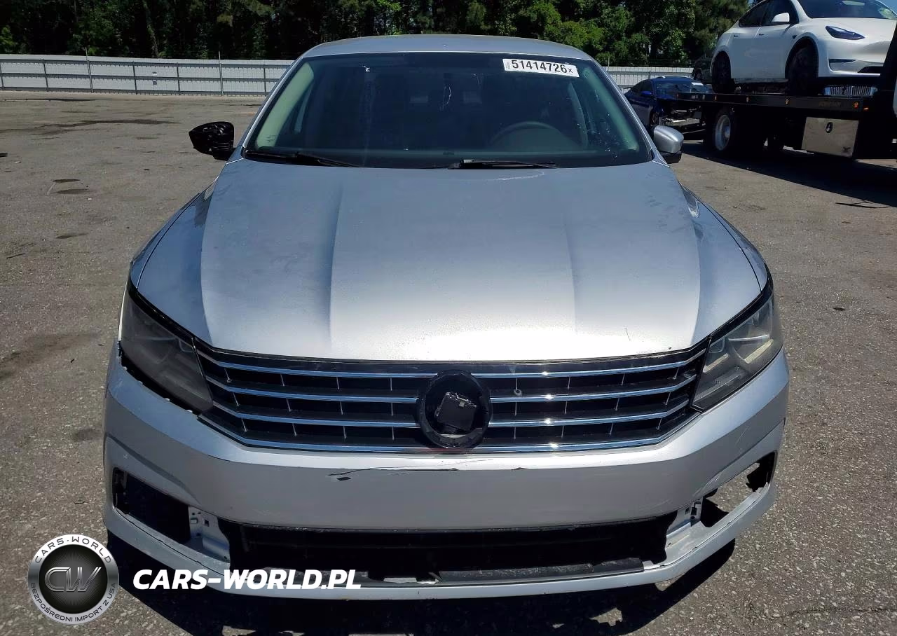 2017 Volkswagen Passat S VIN:1VWAT7A3XHC031759 - 5