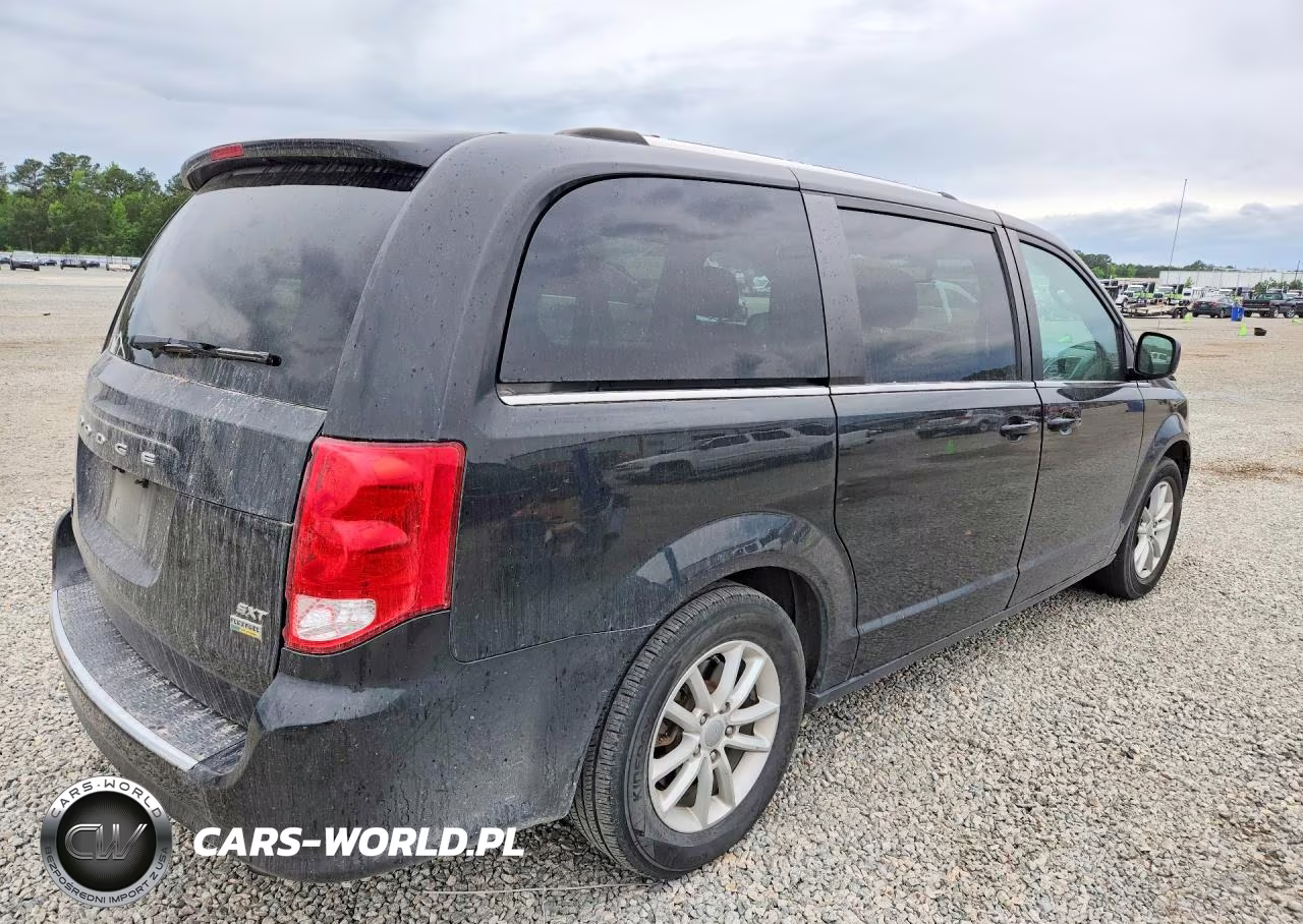 2019 Dodge Grand Caravan Sxt VIN:2C4RDGCG7KR785106 - 3