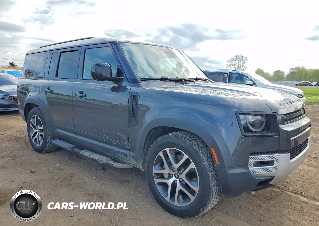 2025 Land Rover Defender 130 S VIN:SALEJFEU5S2445366 - 4