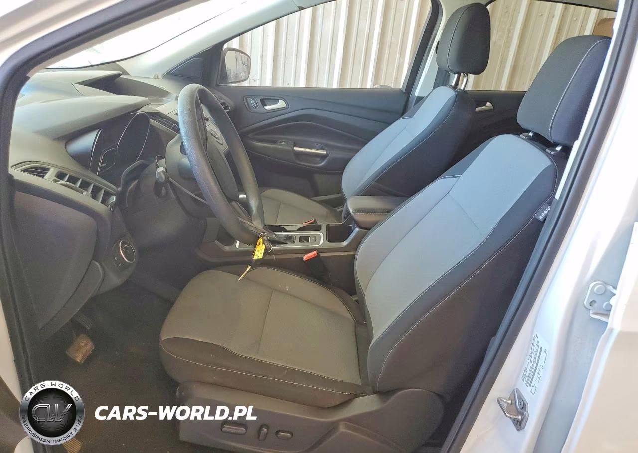 2017 Ford Escape VIN:1FMCU0GD2HUB61718 - 7