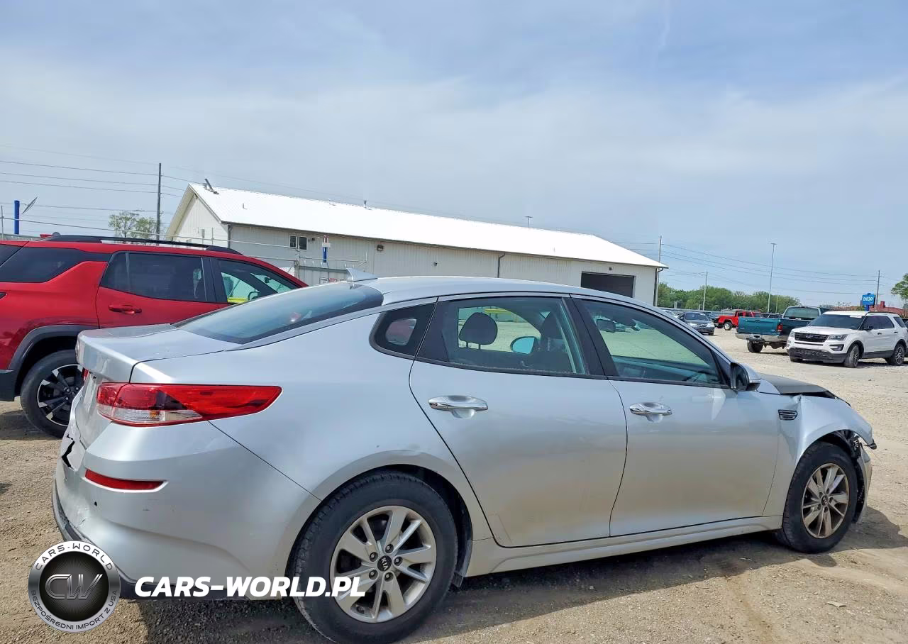 2019 Kia Optima Lx VIN:5XXGT4L3XKG275816 - 3