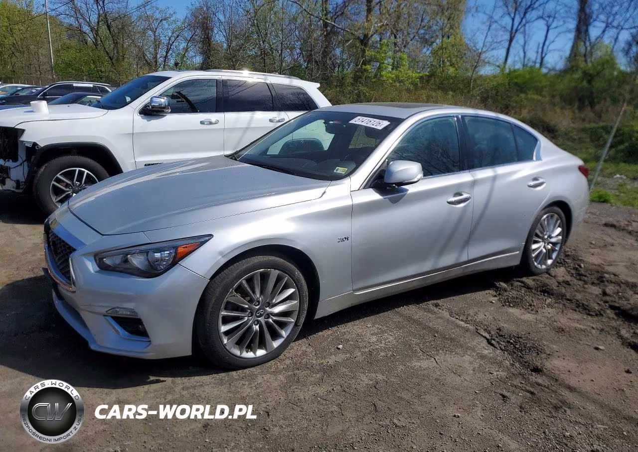 2018 Infiniti Q50 Luxe