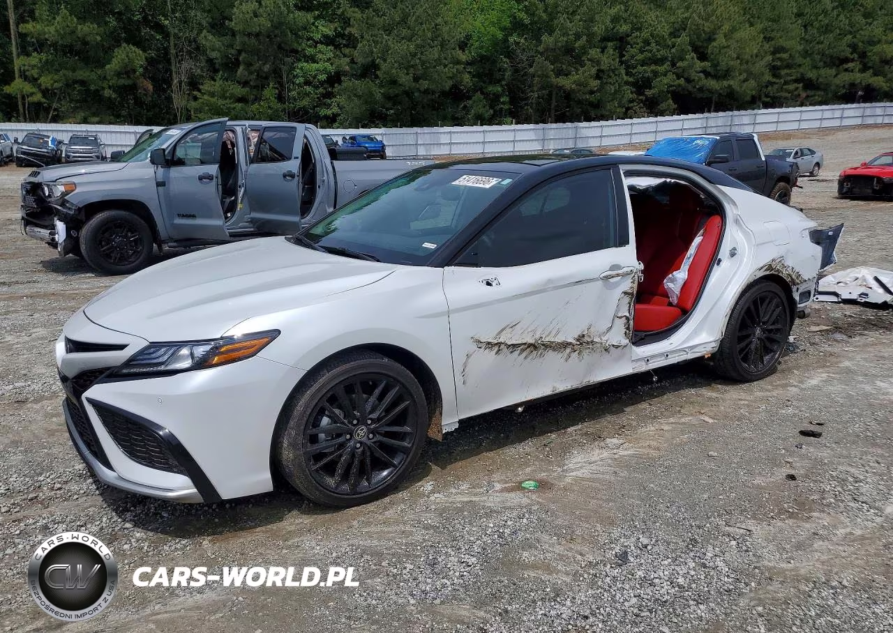 2023 Toyota Camry Xse – zdjęcie 1 z 13