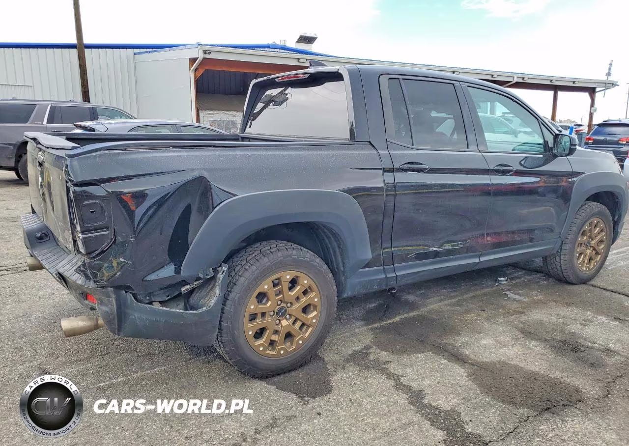 2021 Honda Ridgeline Sport VIN:5FPYK3F16MB008195 - 3