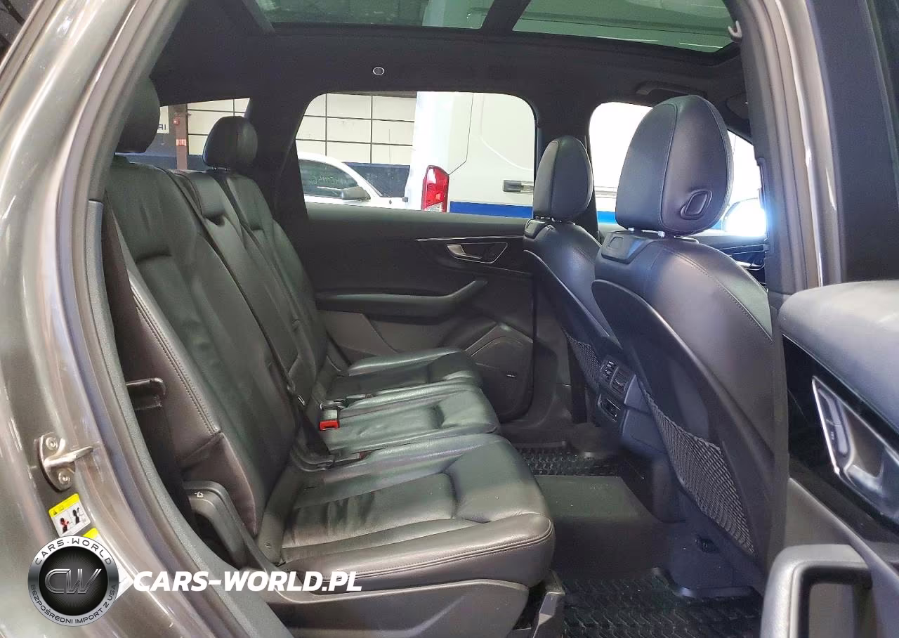 2017 Audi Q7 Premium Plus VIN:WA1LAAF77HD016845 - 11