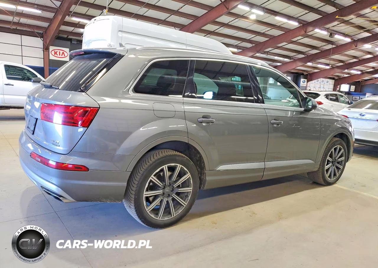 2017 Audi Q7 Premium Plus VIN:WA1LAAF77HD016845 - 3