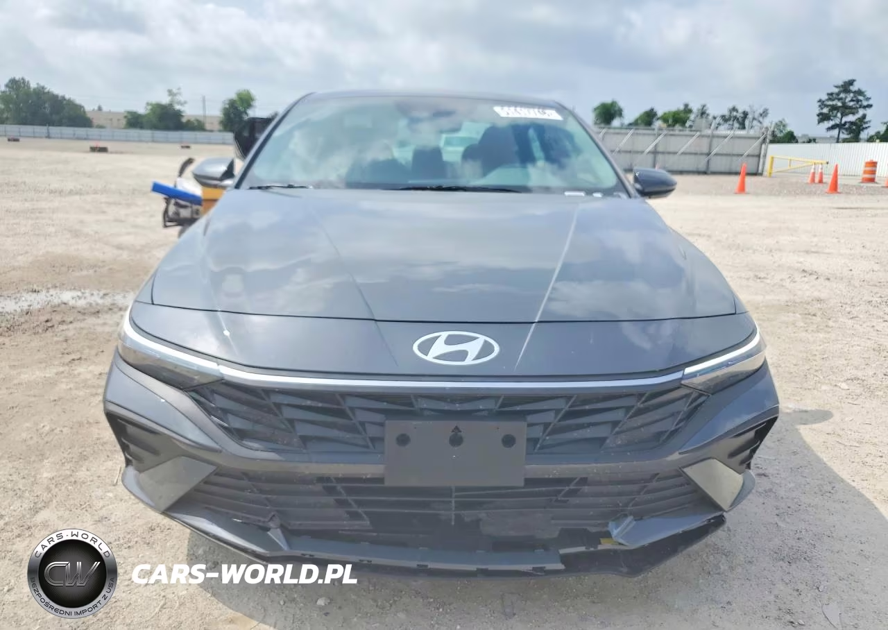 2026 Hyundai Elantra Se VIN:KMHLL4DG3TU160353 - 5