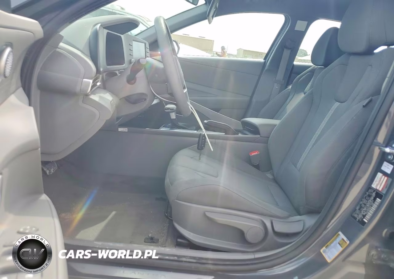 2026 Hyundai Elantra Se VIN:KMHLL4DG3TU160353 - 7