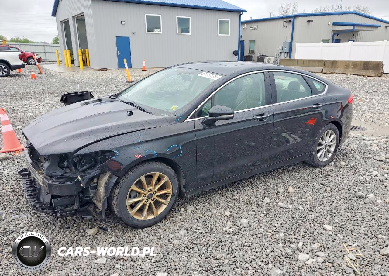 2017 Ford Fusion Se