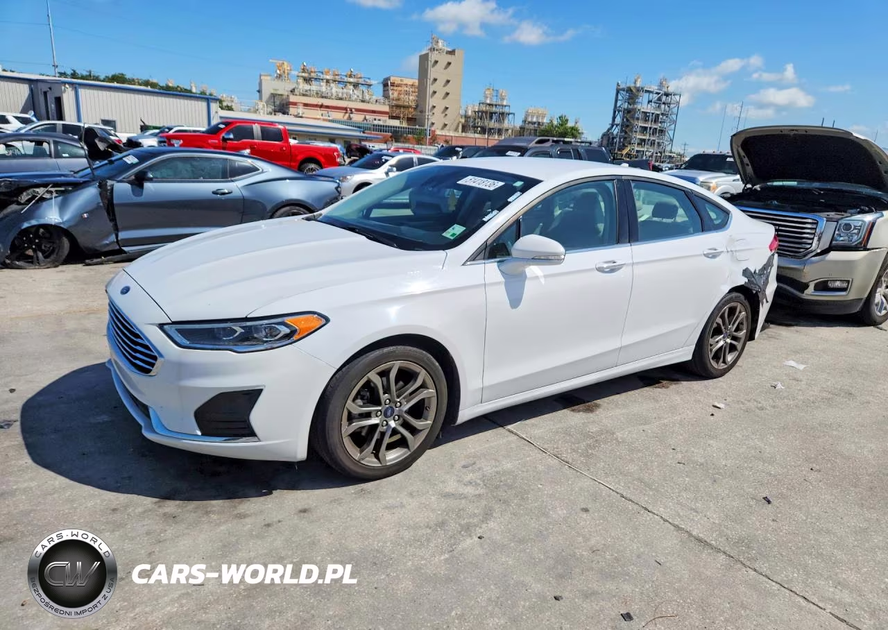 2020 Ford Fusion Sel – zdjęcie 1 z 12