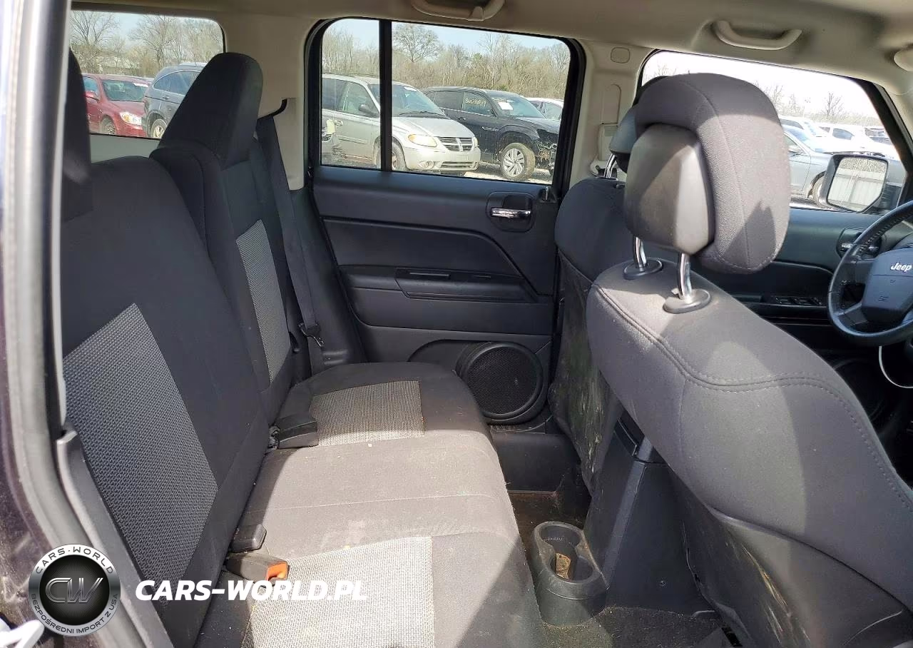 2010 Jeep Patriot Sport VIN:1J4NT1GA8AD665721 - 11