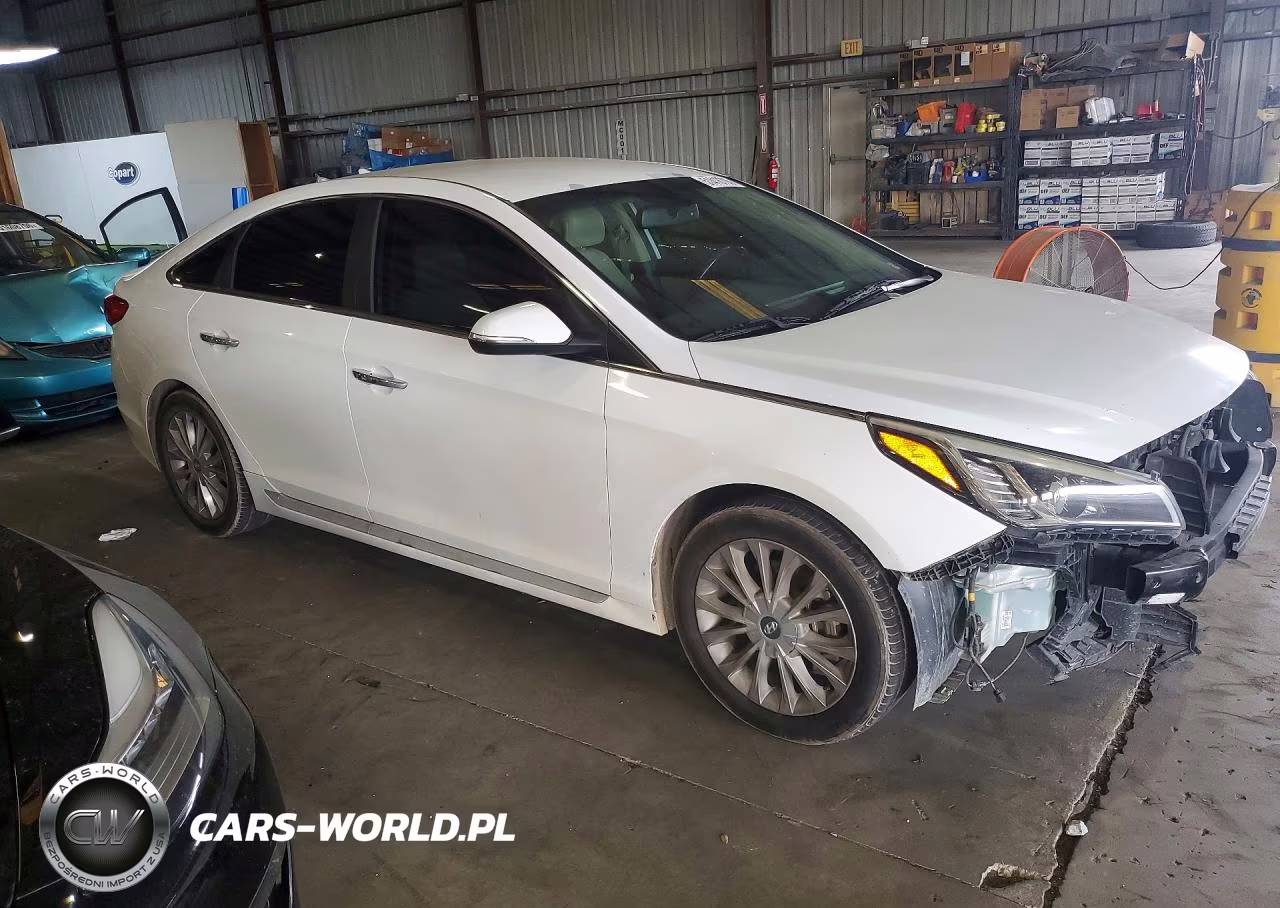 2015 Hyundai Sonata Limited VIN:5NPE34AF7FH013427 - 4