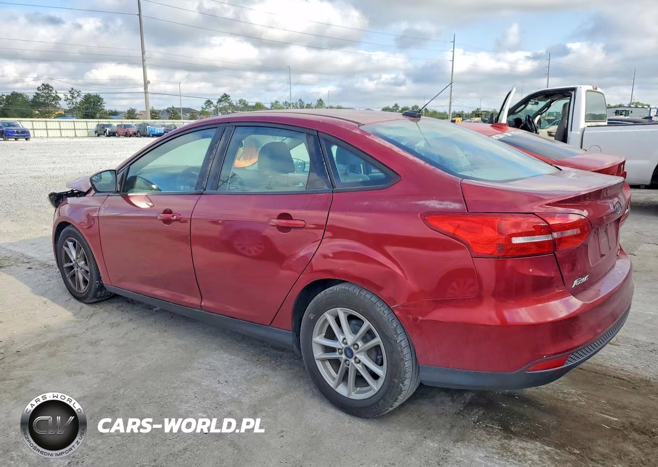 2016 Ford Focus Se VIN:1FADP3F20GL215402 - 2