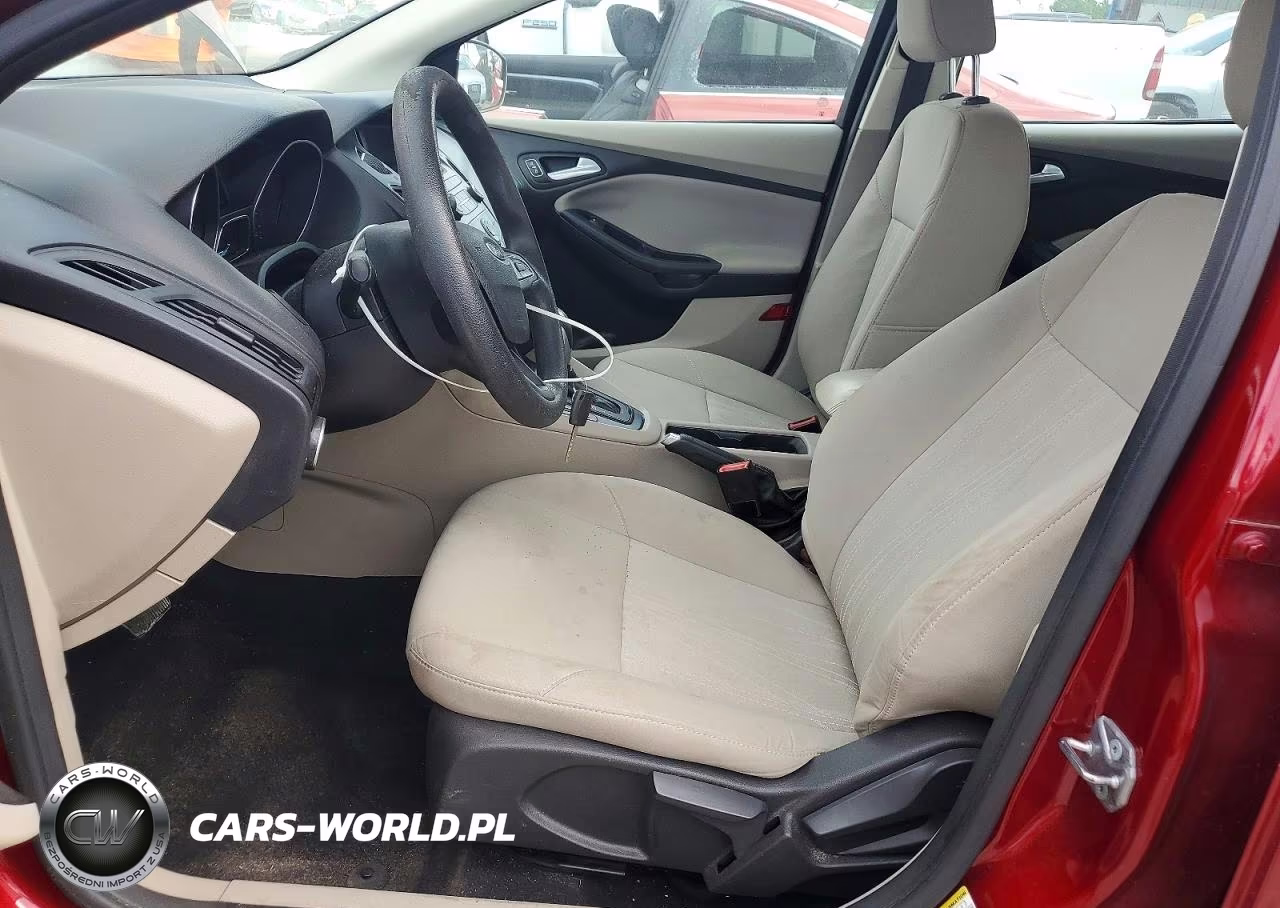 2016 Ford Focus Se VIN:1FADP3F20GL215402 - 7