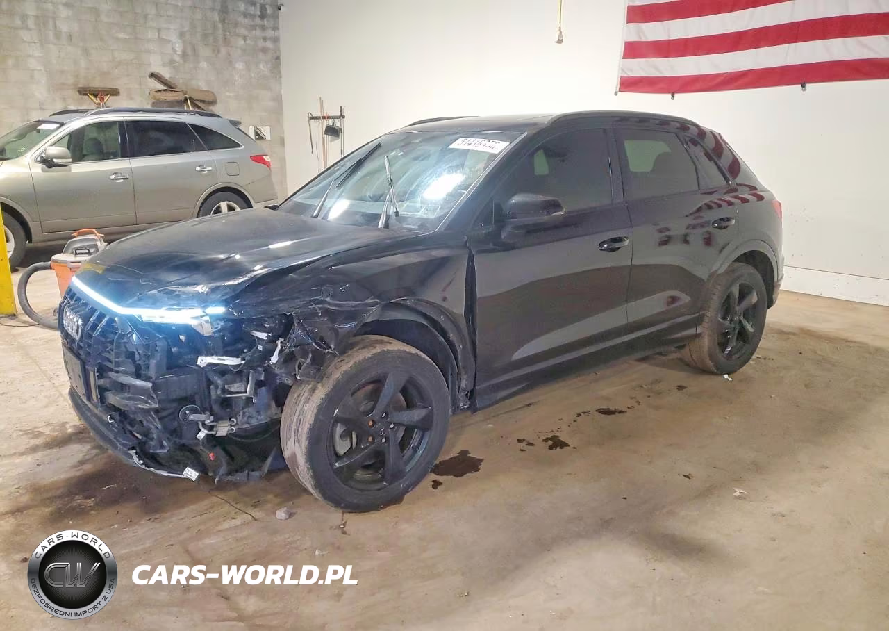 2020 Audi Q3 Premium Plus VIN:WA1BECF3XL1106476 - 1