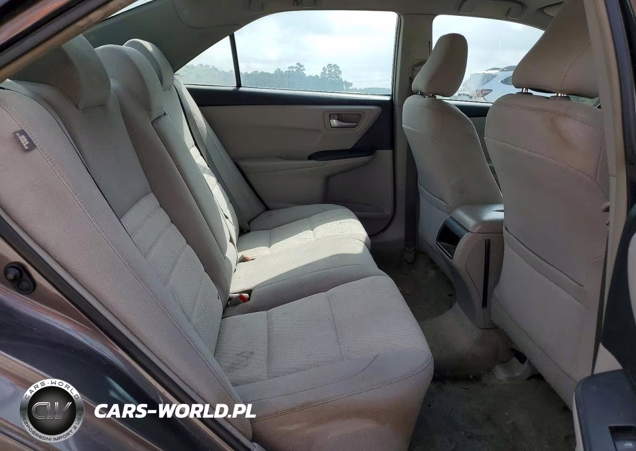 2016 Toyota Camry Le VIN:4T4BF1FK3GR532207 - 10