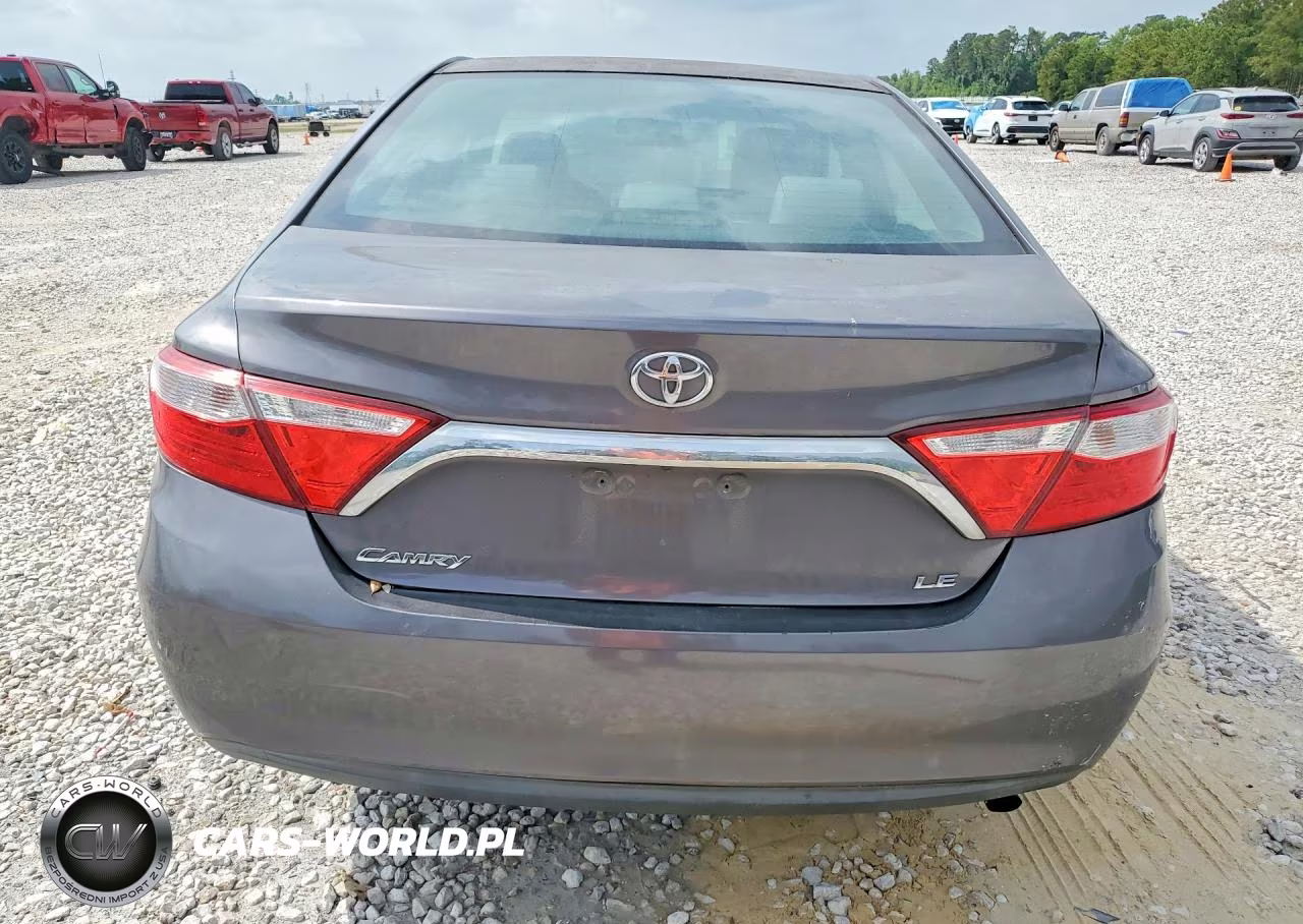 2016 Toyota Camry Le VIN:4T4BF1FK3GR532207 - 6