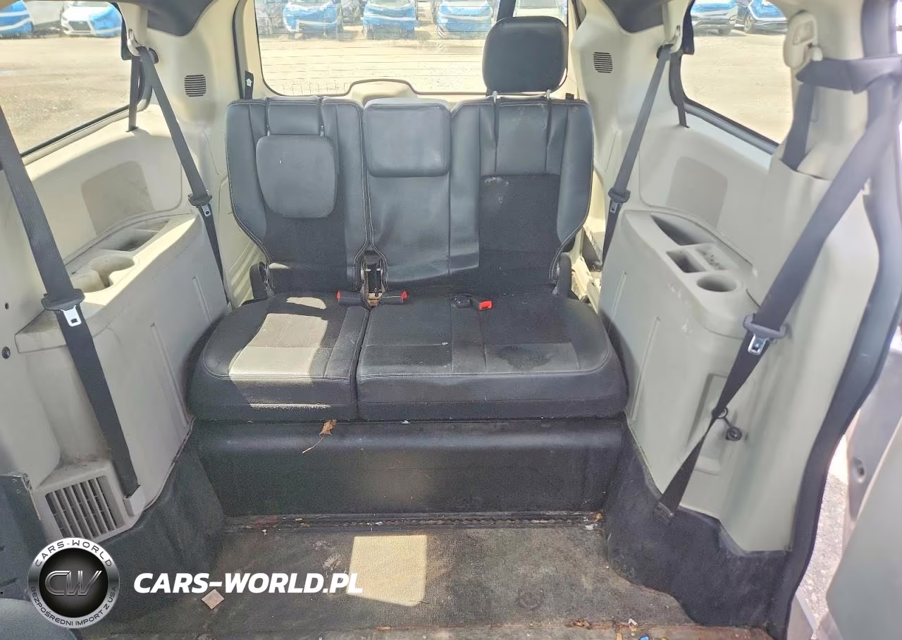 2018 Dodge Grand Caravan Sxt VIN:2C4RDGCG2JR326824 - 10