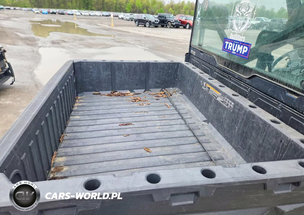 2015 Polaris Ranger Utility Vehicle VIN:4XARTE878FB961981 - 6
