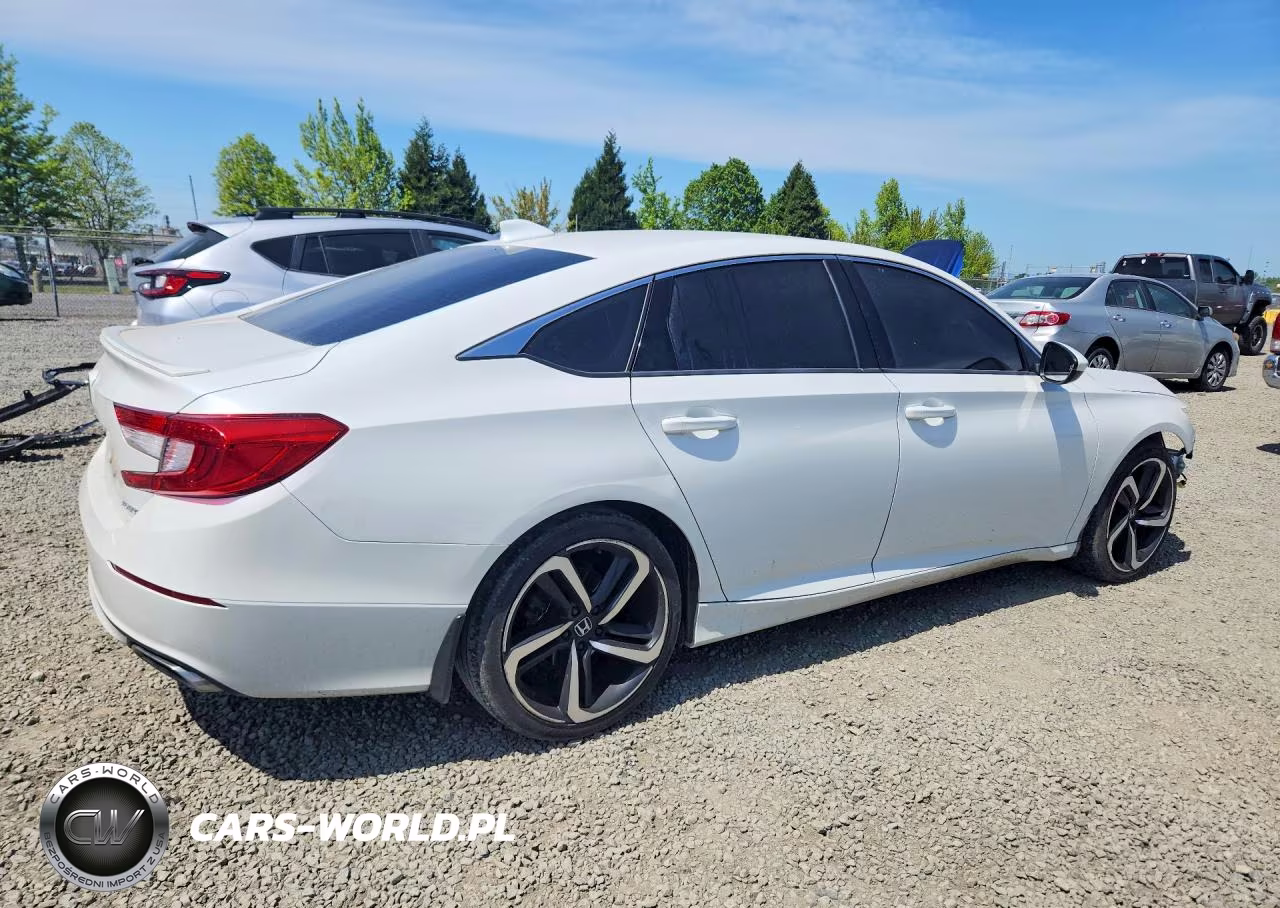 2018 Honda Accord Sport VIN:1HGCV1F32JA265974 - 3